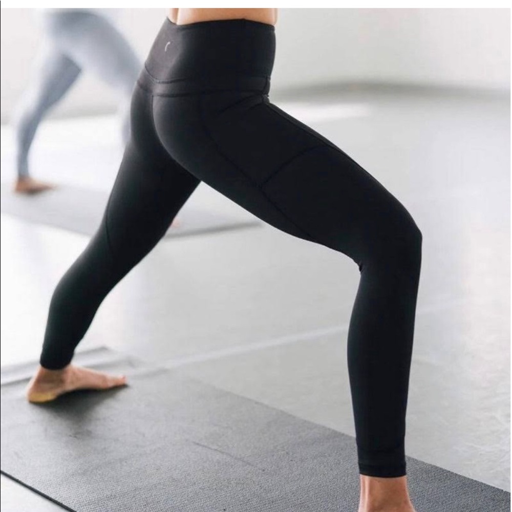 Zyia Black Pocket Light n Tight Hi-Rise 7/8 24" size 8-10